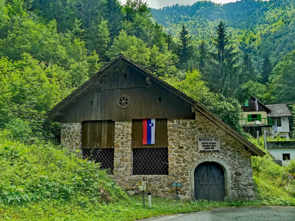 Slovenska peč (1)