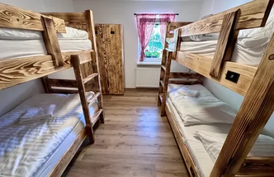 quadraple-room-with-shared-bathroom